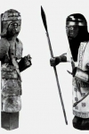 Փայտե արձանիկներ (Կարմիր-բլուր,Ք.ա. 7-րդ դար)